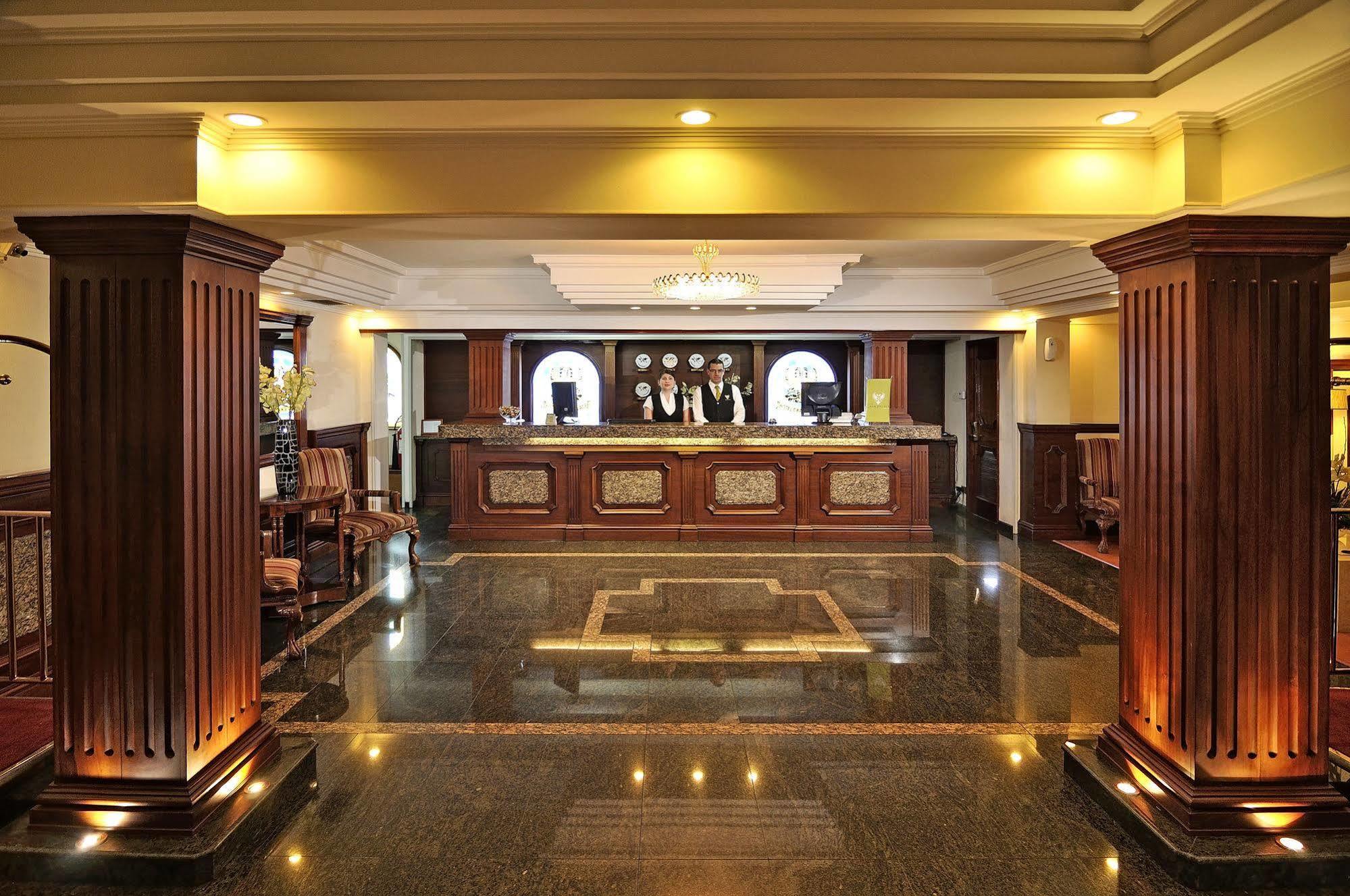 Hotel Gran Palace